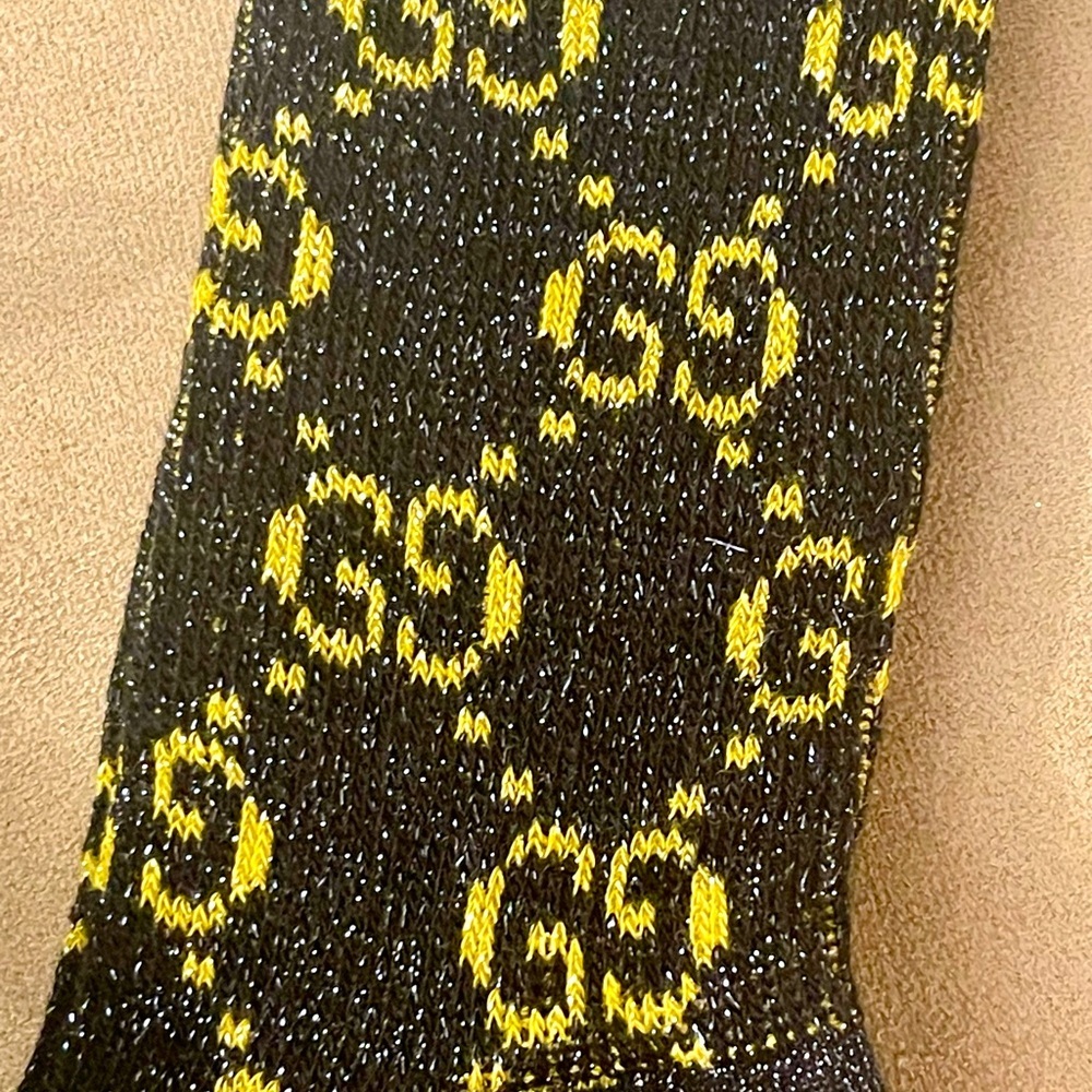 Gucci Black and Gold Socks - Picture 2 of 2